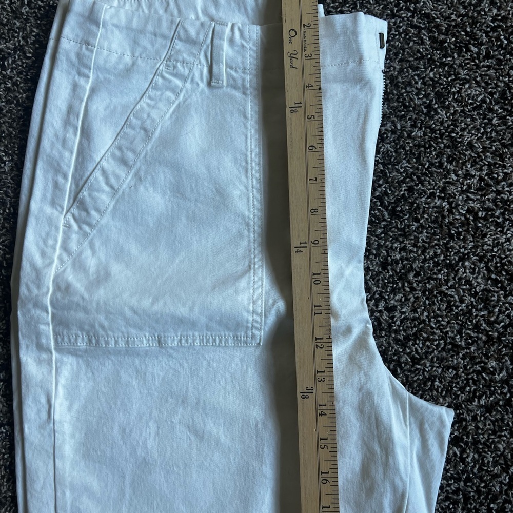 Banana Republic Classic White Trousers - Picture 5 of 6